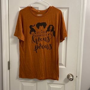 XL women’s shirt